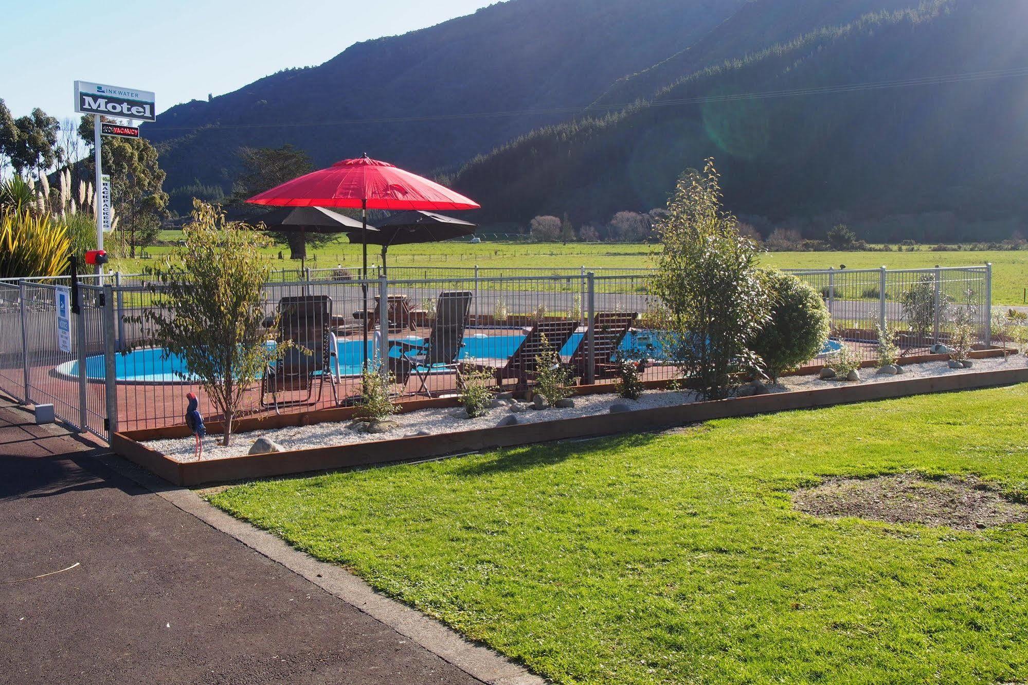 Linkwater Motel And Backpackers Экстерьер фото